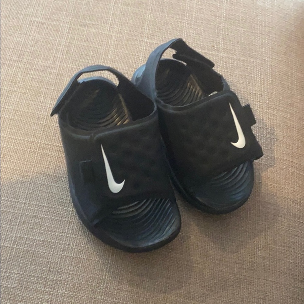 COPY - Toddler Nike Sandals
